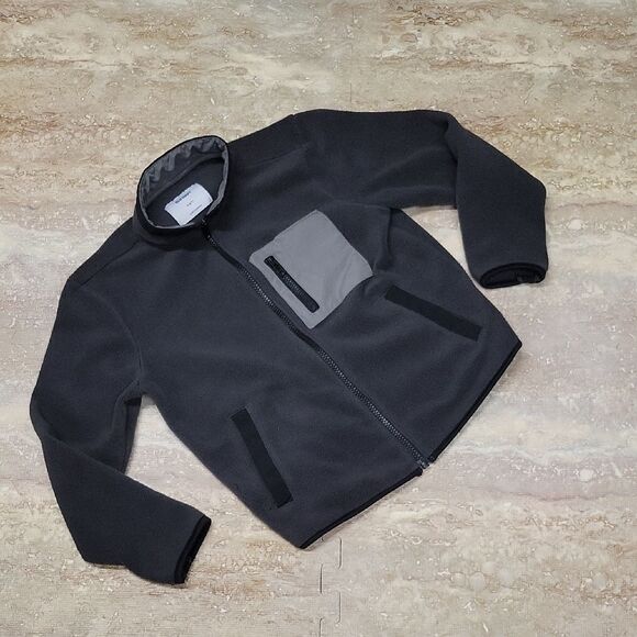 OLD NAVY YOUTH ZIP UP POLY SWEATSHIRT / JACKER SIZE SMALL 6-7 - Picture 1 of 6